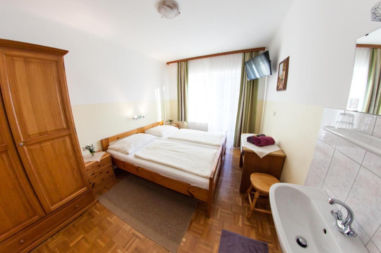 Fruehstueckspension Koelich Klagenfurt am Woerthersee Dış mekan fotoğraf