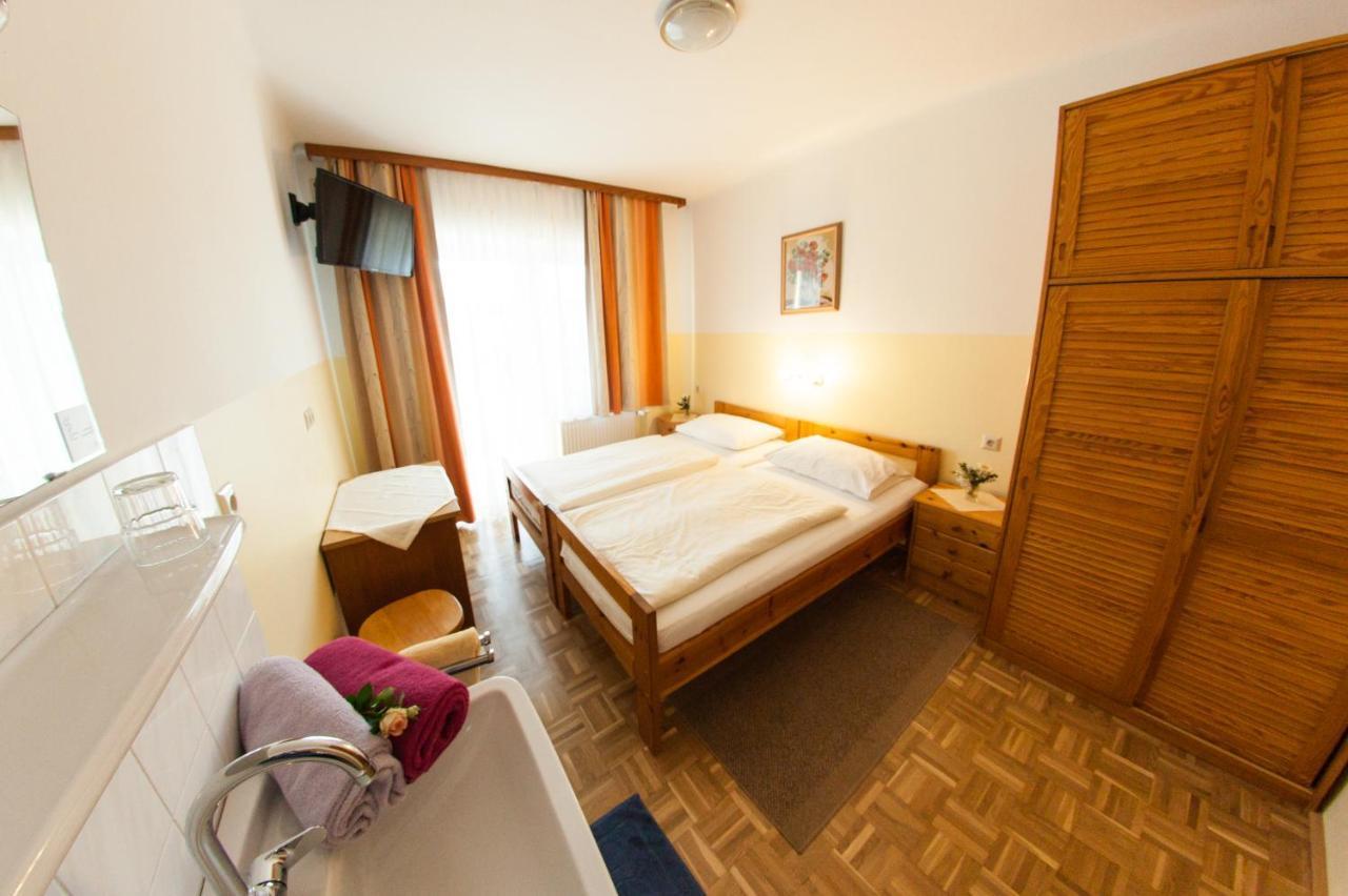 Fruehstueckspension Koelich Klagenfurt am Woerthersee Dış mekan fotoğraf